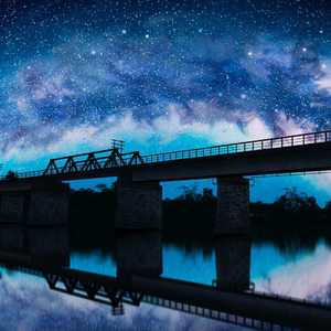 黄色视频男人舔女人下面
